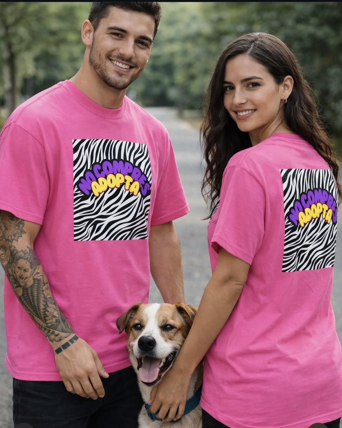 Camiseta leopardo «No compres, adopta»